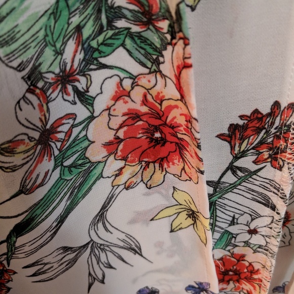 Torrid Ivory Floral Cropped Chiffon Kimono - Picture 5 of 7